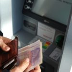 Dinamika Sektor Perbankan: Dari Konsolidasi Raksasa di AS Hingga Inovasi Digital di Indonesia